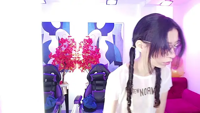 Snapshot of Rin_Noohara chatting on 07.25.26 Rin Noohara online show from 07.25.26