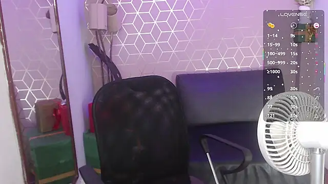 Mia Rivers  online show from 12.16.25