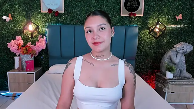 GabyyCute  online show from 12.19.25