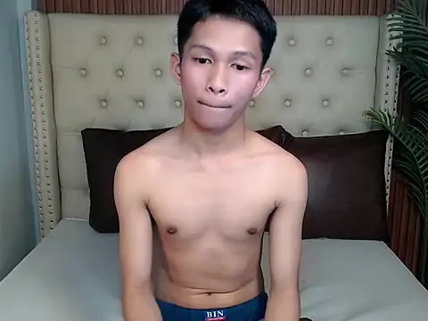 TheBoyAboveYou online show from 03.20.26