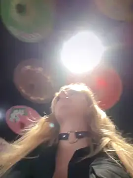 Betsy online show from 12.21.24