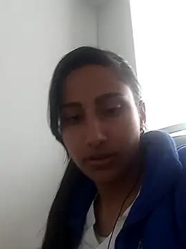 Snapshot of Vera_Luna_ chatting on 12.16.25 Vera Luna online show from 12.16.25