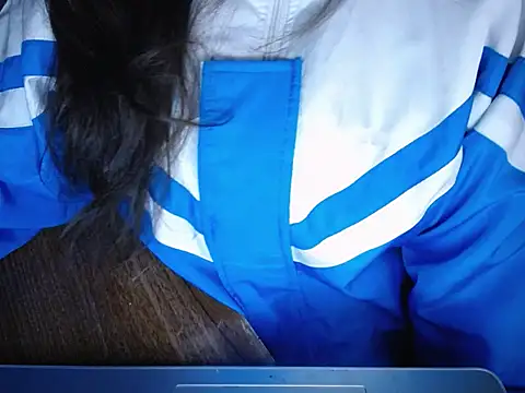 Snapshot of maian_love chatting on 12.05.25 maian love online show from 12.05.25