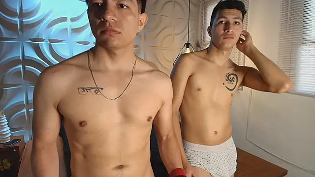 Snapshot of Felix_Mateo chatting on 12.16.25 Felix Mateo online show from 12.16.25