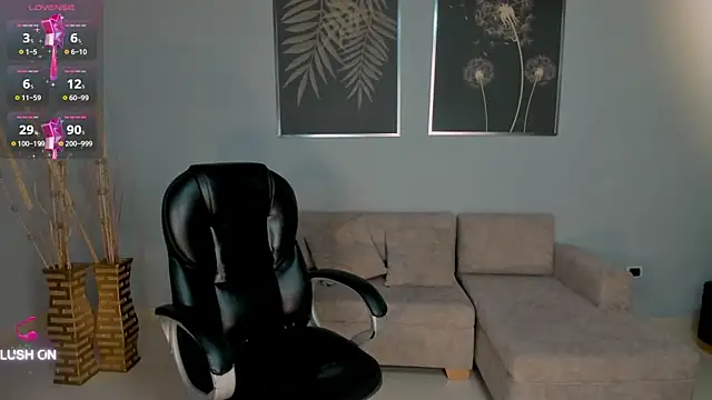 Snapshot of ChloeManson chatting on 01.25.25 ChloeManson online show from 01.25.25