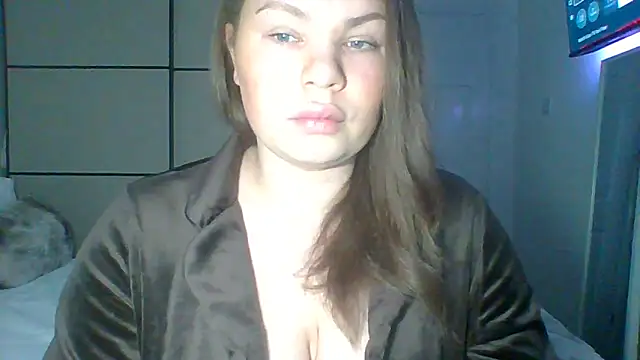 Snapshot of GEMMARMALADE chatting on 04.28.26 GEMMARMALADE online show from 04.28.26