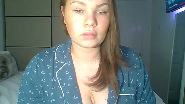 Snapshot of GEMMARMALADE chatting on 05.02.26 GEMMARMALADE online show from 05.02.26