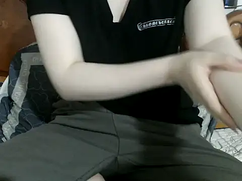 Maika 2k online show from 12.04.25