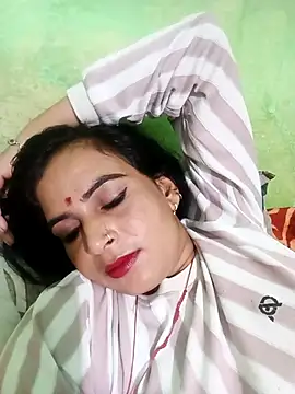 Snapshot of Big_soniya55A chatting on 05.05.26 Big soniya55A online show from 05.05.26