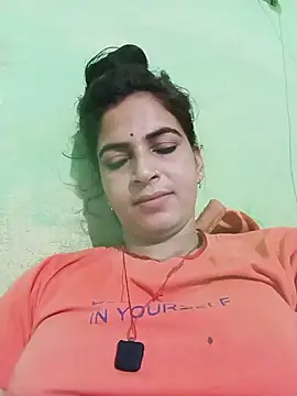 Snapshot of Big_soniya55A chatting on 05.19.26 Big soniya55A online show from 05.19.26