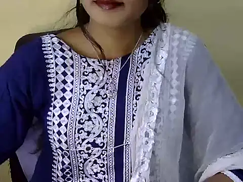 Snapshot of Shab_M chatting on 02.12.26 Shab M online show from 02.12.26