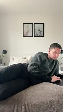 Snapshot of dirtyanal23 chatting on 12.04.25 dirtyanal23 online show from 12.04.25