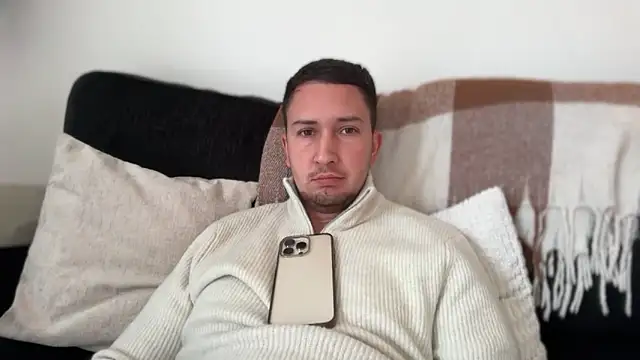 Snapshot of dirtyanal23 chatting on 12.05.25 dirtyanal23 online show from 12.05.25