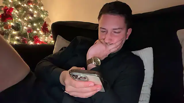 Snapshot of dirtyanal23 chatting on 12.16.25 dirtyanal23 online show from 12.16.25