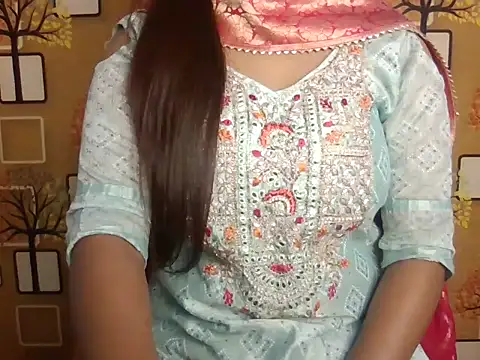 Snapshot of Hotty_Suzuka chatting on 12.05.25 Hotty Suzuka online show from 12.05.25