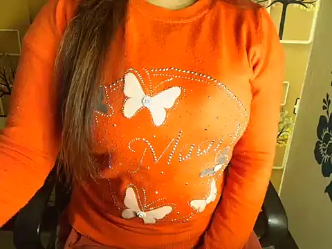 Hotty Suzuka online show from 01.19.26