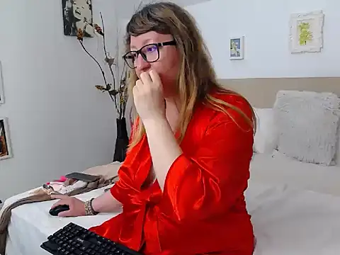 Snapshot of OlgaPavlova chatting on 05.03.26 OlgaPavlova online show from 05.03.26