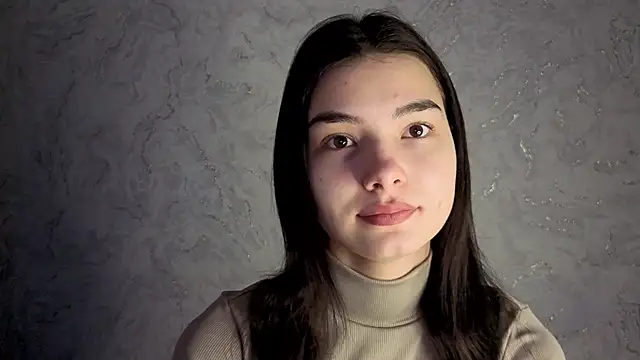 Laura Sunday online show from 02.12.26