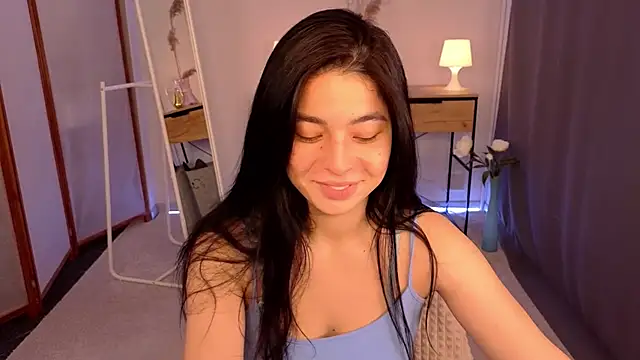 Snapshot of rosaliemoan chatting on 12.15.25 rosaliemoan online show from 12.15.25