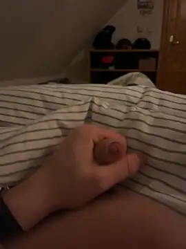 hannes256102 online show from 04.28.26