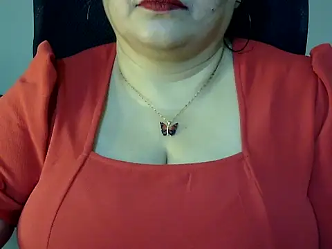 Soniya Sha online show from 02.23.26