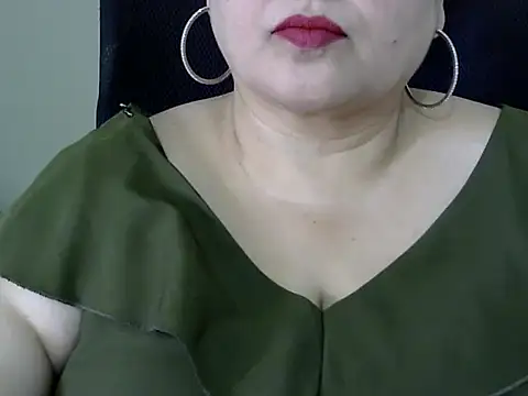 Snapshot of Soniya_Sha chatting on 05.30.26 Soniya Sha online show from 05.30.26