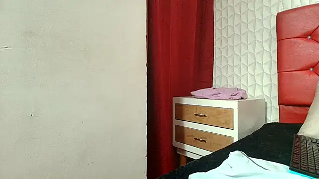 Elizabetth Roman online show from 02.18.26