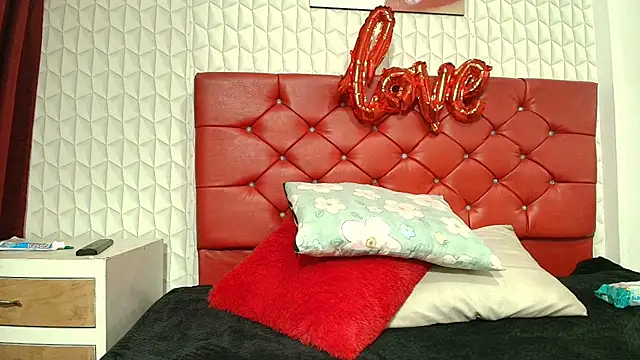 Elizabetth Roman online show from 03.09.26