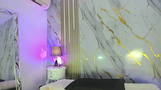 BellaHarpeer online show from 03.08.26