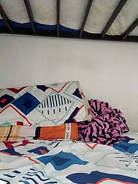 Snapshot of modelo_hot chatting on 12.14.25 modelo hot online show from 12.14.25