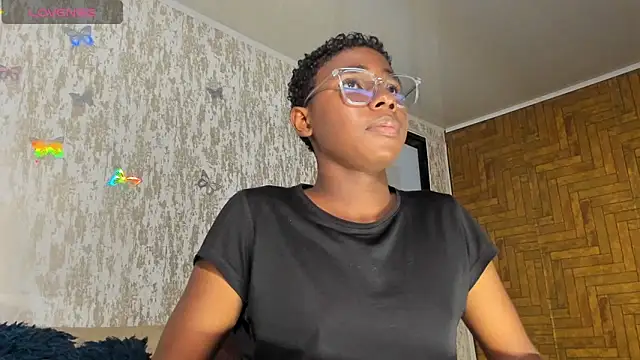 Snapshot of teylor_lovee chatting on 02.18.26 teylor lovee online show from 02.18.26