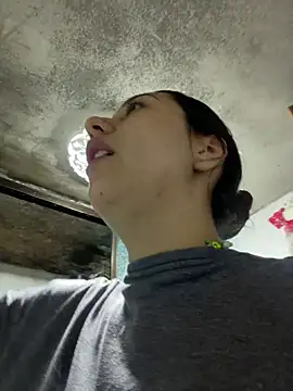 Alix Rousses21 online show from 12.18.25