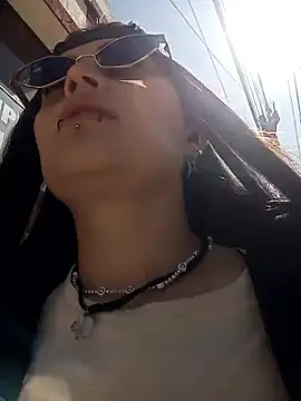 Snapshot of Fog_hot chatting on 12.15.25 Fog hot online show from 12.15.25