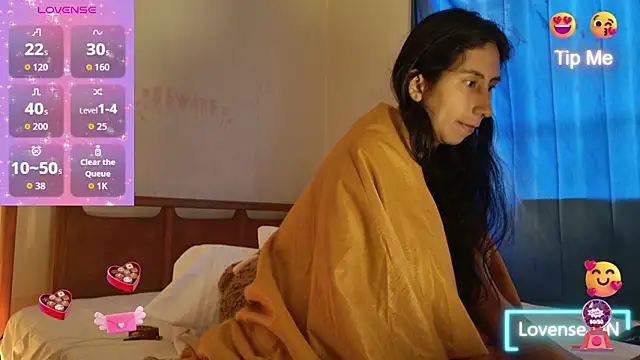 MoonLipsON- online show from 02.17.26