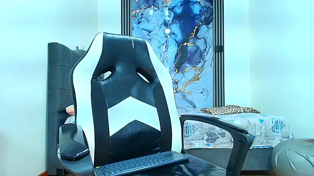 Valentina and sneider  online show from 02.23.26