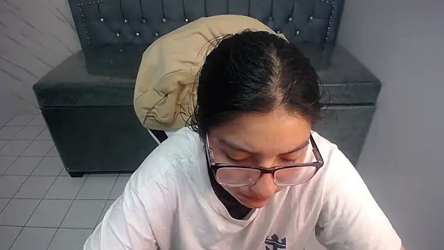 eva smit t online show from 04.18.26