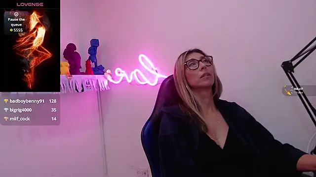 Scarlett 079 online show from 01.05.26