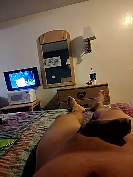 Snapshot of moneytalk516 chatting on 01.08.26 moneytalk516 online show from 01.08.26