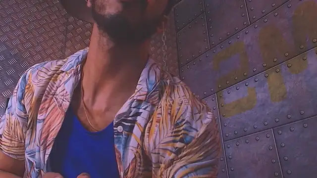 Snapshot of logan_mercer chatting on 12.16.25 logan mercer online show from 12.16.25