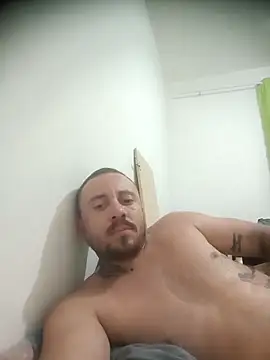 MaxeThays online show from 12.23.25