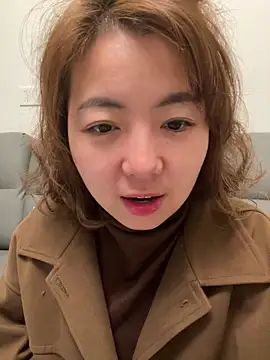 Snapshot of bibi347127 chatting on 12.17.25 bibi347127 online show from 12.17.25