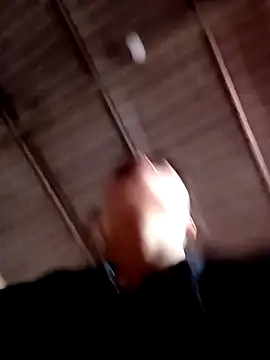 Snapshot of HanaShow22 chatting on 12.17.25 HanaShow22 online show from 12.17.25