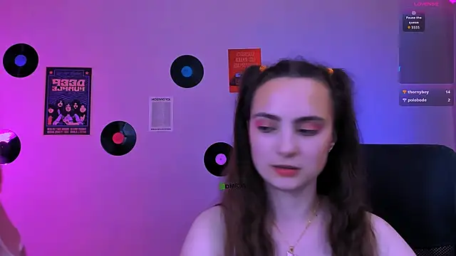 jenna elayne online show from 05.10.26