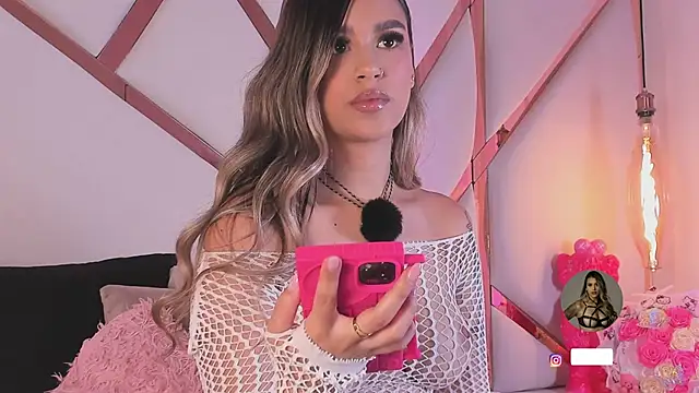 Sophie-velvet online show from 03.03.26