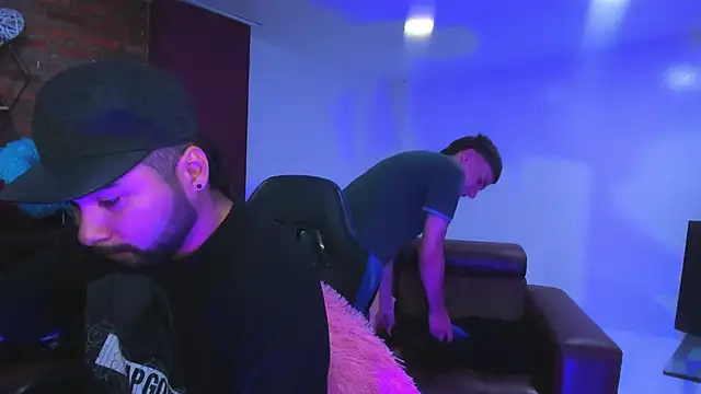 HotThreesoome online show from 01.09.26