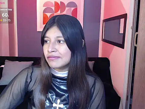 Snapshot of Hannna_Velour chatting on 12.16.25 Hannna Velour online show from 12.16.25