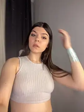 kira seduce online show from 12.05.25