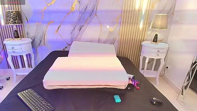 AprillRoss online show from 04.17.26