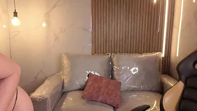 Sara valderrama  online show from 01.09.26