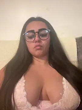 Wild Busty Niyah XX online show from 02.19.26